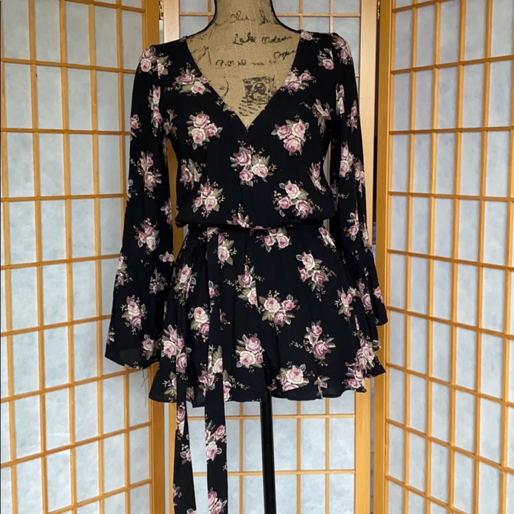 American eagle floral romper